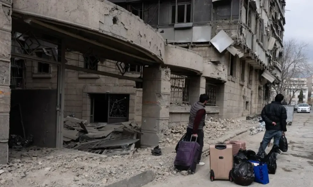 Irã confirma ter recebido plano de cessar-fogo, mas recusa abertura do Estreito de Ormuz