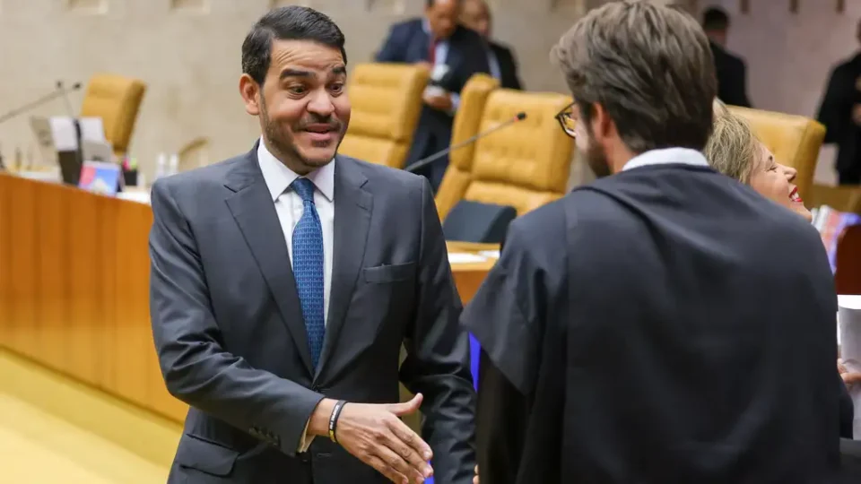 Pastores destoam de parlamentares e apoiam Messias em STF de maioria católica