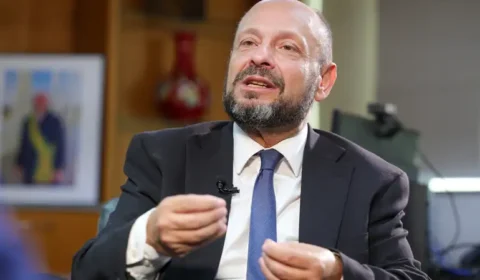Governo Lula demite presidente do INSS, Gilberto Waller