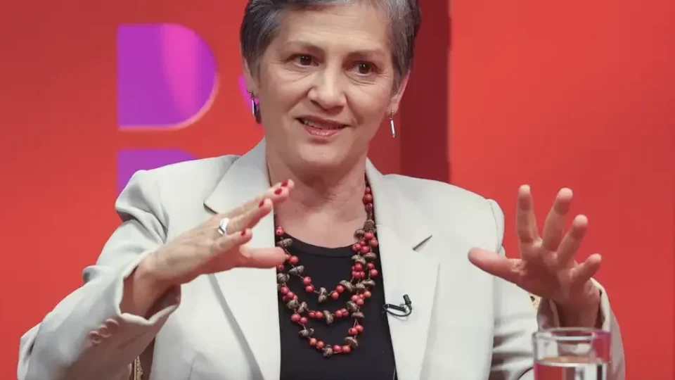 Instituições repudiam agressão à repórter Heloísa Vilella, do ICL Notícias, na Câmara