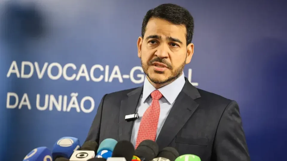 Governo aguarda votação de Messias para reagir à derrubada de veto da dosimetria