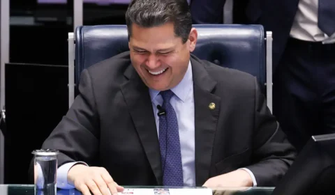 Rejeição de Messias teve erros do governo Lula e aliança entre bolsonarismo e Alcolumbre