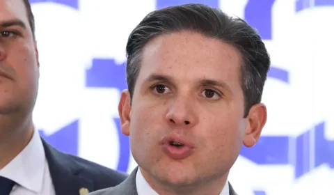Hugo Motta cria comissão para analisar PEC da redução da escala 6X1