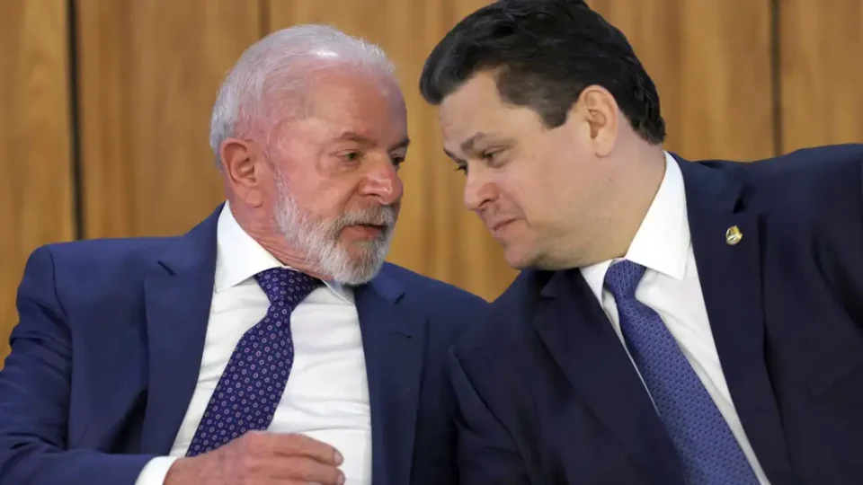 Lula, um presidente outsider antissistema: Alcolumbre muda campanha do PT