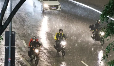 Ciclone e frente fria mudam o tempo em grande parte do país; veja a previsão