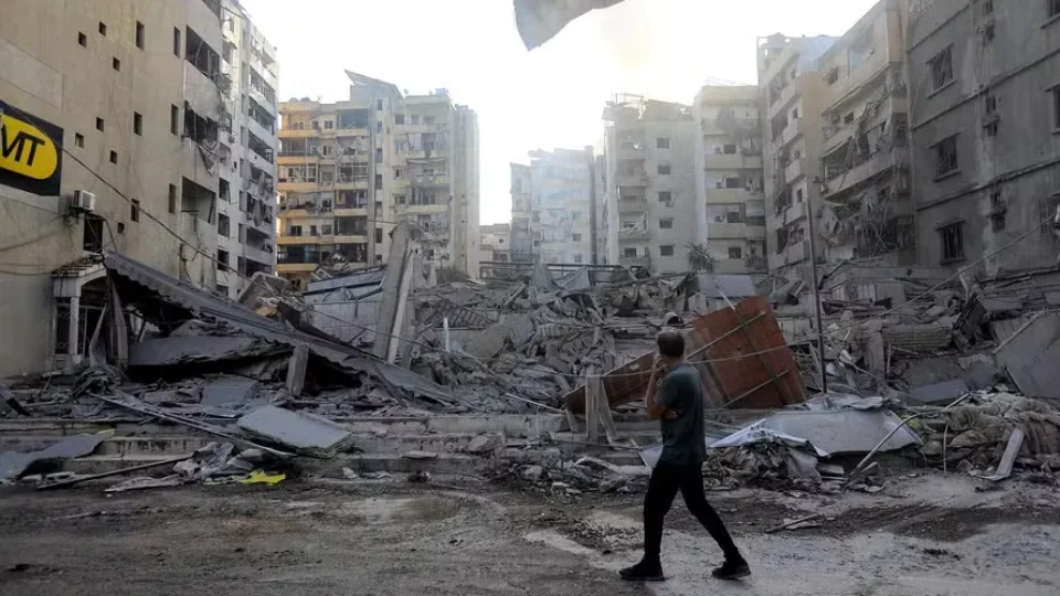 Israel manda evacuar dois hospitais em Beirute; OMS condena ação