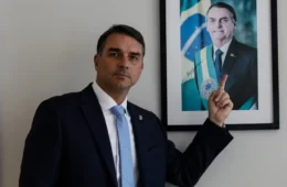 Flávio Bolsonaro: o herdeiro do caos