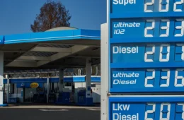 Europa pede que trabalhadores fiquem em casa diante de crise do petróleo