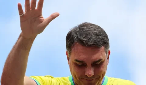 Áudio de Flávio com Vorcaro irrita pastores, e ala defende migrar apoio para Caiado