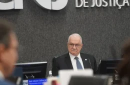 Estamos imersos em crise do Judiciário que precisa ser enfrentada, diz Fachin