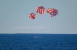 Artemis 2 pousa no Pacífico e conclui a primeira viagem tripulada à Lua do século 21