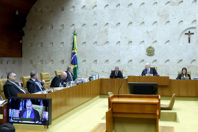 STF derruba por unanimidade lei de SC que proibia cotas raciais nas universidades
