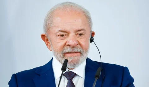 Lula fala em regulação digital para barrar interferência externa em ano eleitoral