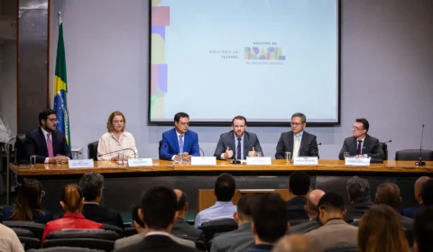 Reforma tributária: governo publica regulamentos de novos tributos do consumo