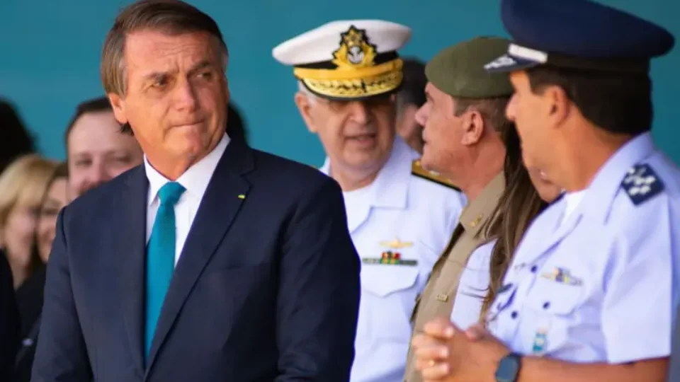 STM autoriza coleta de dados em processo que pode cassar patente de Bolsonaro