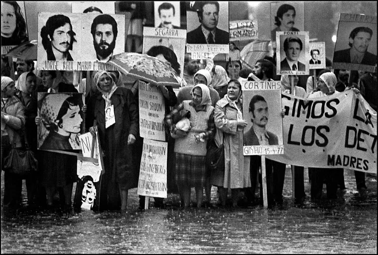 Mães da Praça de Maio completam 49 anos de luta por memória, verdade e justiça