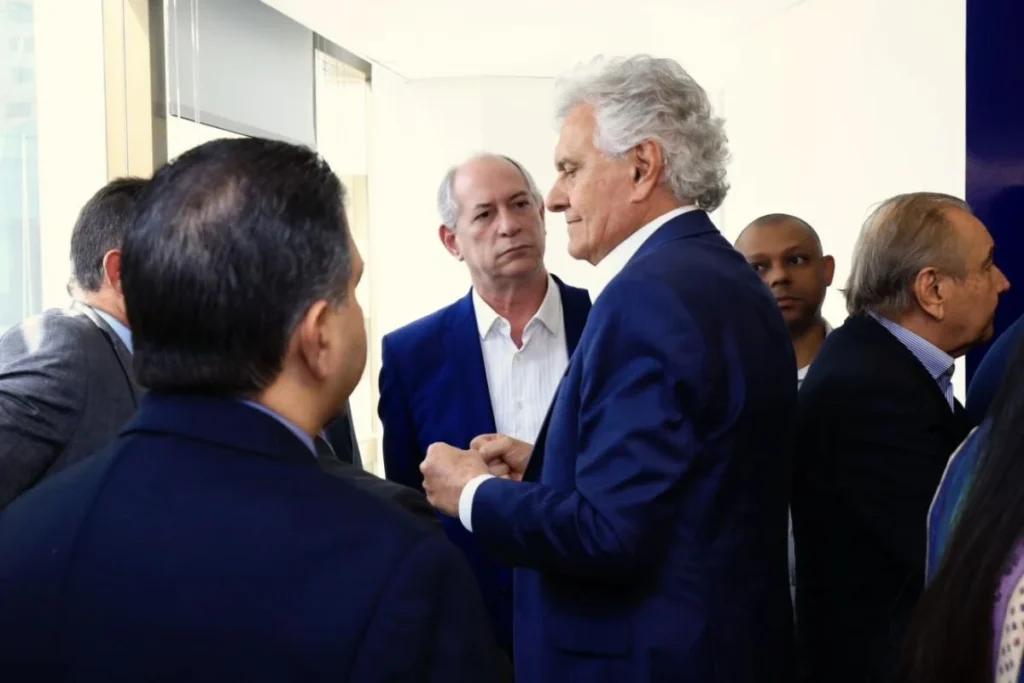 Caiado pode ‘desaposentar’ Tasso e oferecer vice ao PSDB sem mexer com Ciro