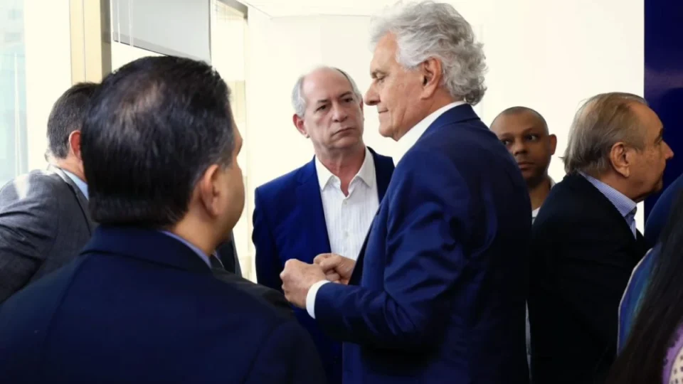 Caiado pode ‘desaposentar’ Tasso e oferecer vice ao PSDB sem mexer com Ciro