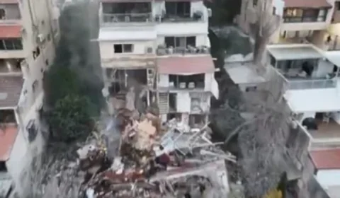 Míssil iraniano atinge prédio residencial em Israel; Trump desafia Teerã