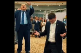 Flávio Bolsonaro é denunciado por propaganda eleitoral antecipada em igreja evangélica