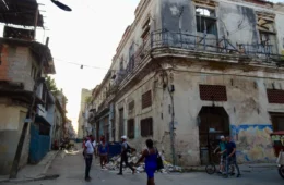 Sob pressão de Trump, Cuba comemora aprovação na ONU contra bloqueio