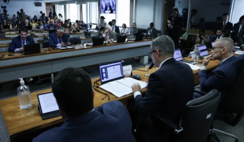 Ministros do STF veem uso eleitoreiro de CPI e articulam reprovação de relatório