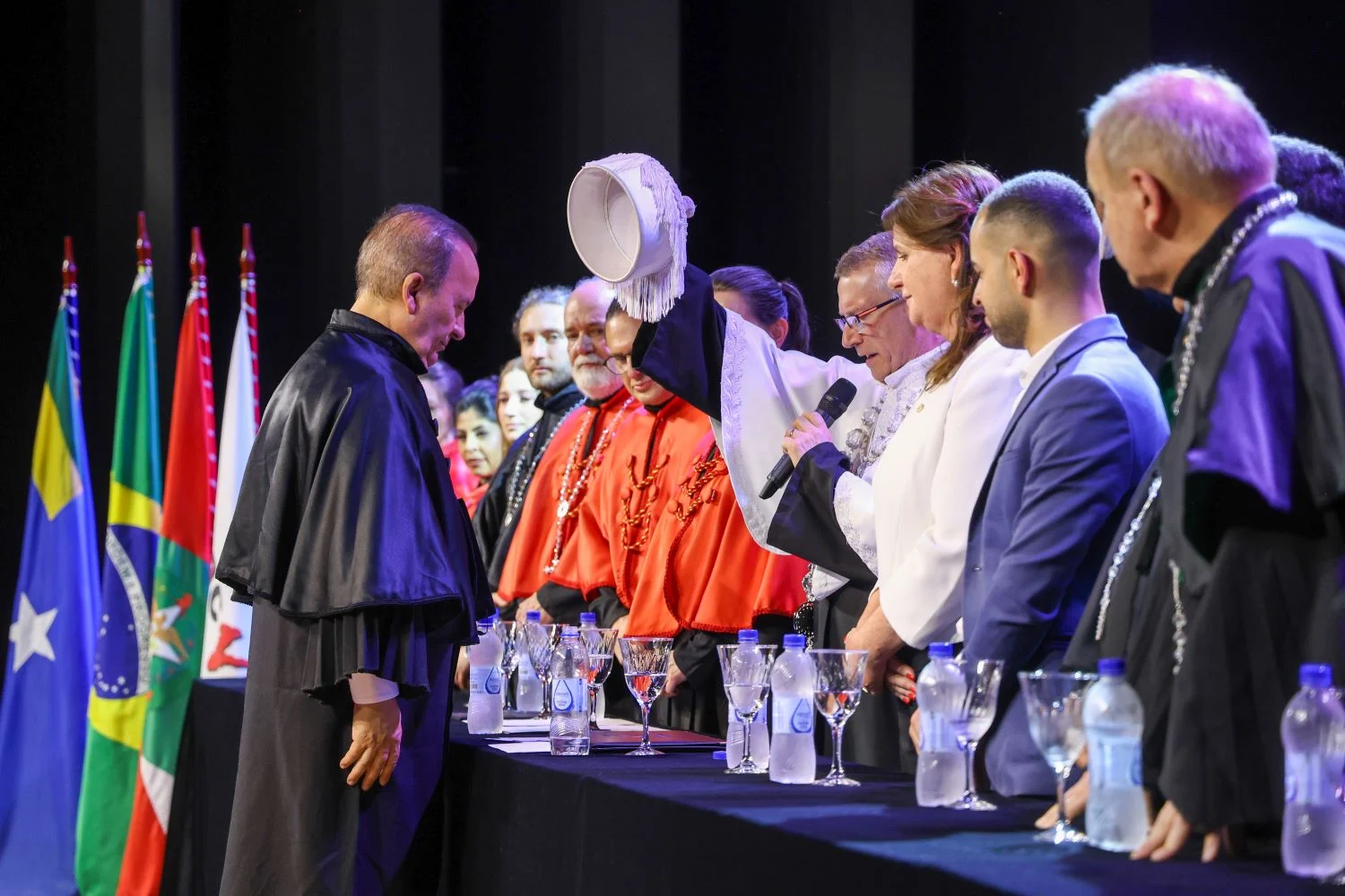 Jorginho Mello recebe título de honoris causa pelo Centro Universitário Facvest – Unifacvest, de Lages (Leo Munhoz/Secom)