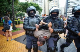 Quase 80 registros expõem padrão de violência contra pobres em ações da PM-SP