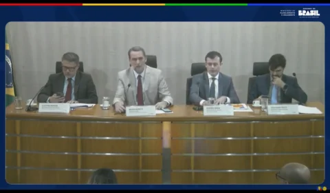 Governo envia PLDO ao Congresso com meta fiscal de superávit de 0,5% do PIB