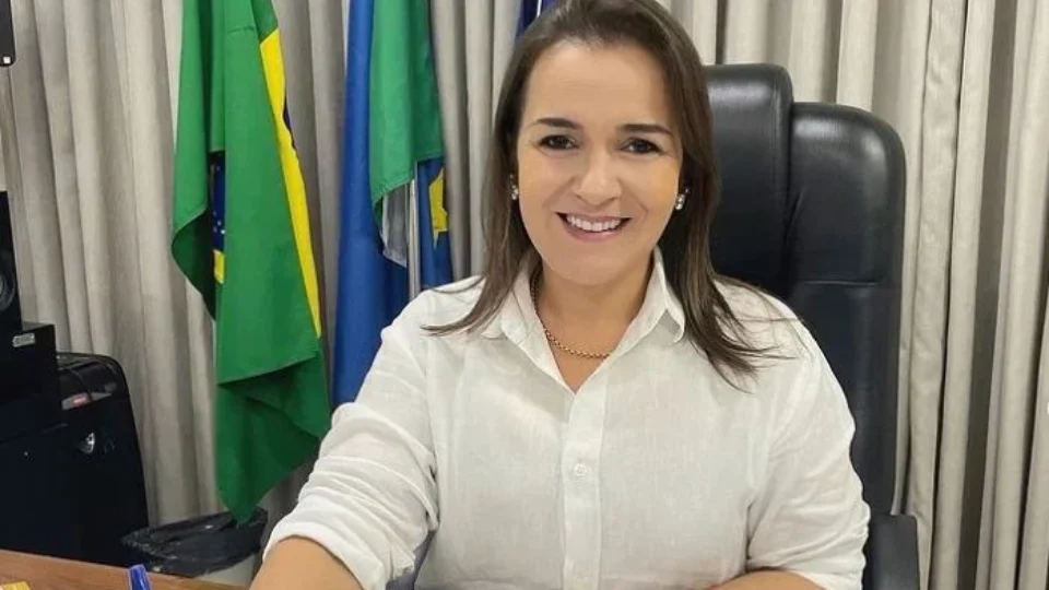 Prefeita de Campo Grande (MS) proíbe pessoas trans de usarem banheiro feminino