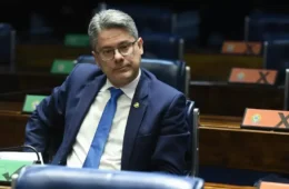 Relator deixa facções, políticos e crimes comuns fora de indiciamento de CPI