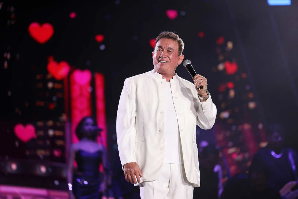 Cantor Amado Batista e BYD entram na Lista Suja do Trabalho Escravo