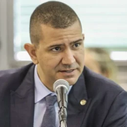 Douglas Ruas pede ao STF para assumir governo do RJ após eleição na Alerj