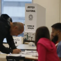 Pesquisas mostram eleição aberta, mas não sustentam catastrofismo sobre Lula