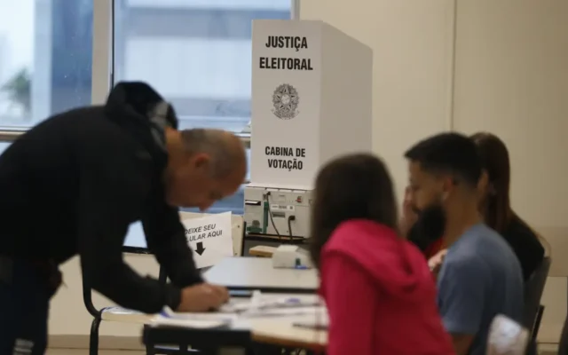 Pesquisas mostram eleição aberta, mas não sustentam catastrofismo sobre Lula