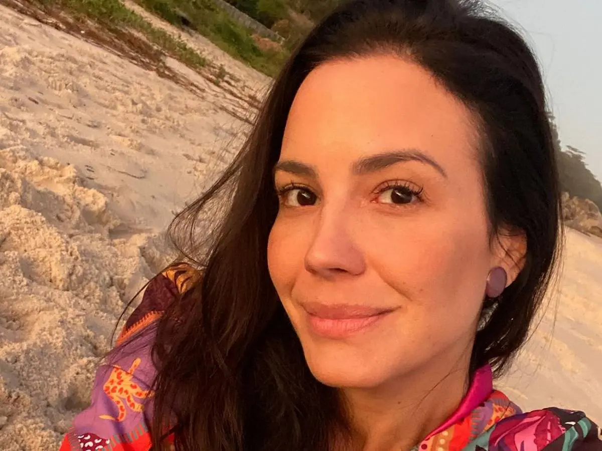 Atriz Juliana Knust entra na polêmica e defende evento criado por Juliano Cazarré