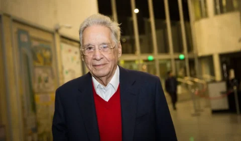 Entenda os sintomas do Alzheimer em estágio avançado, como o de FHC