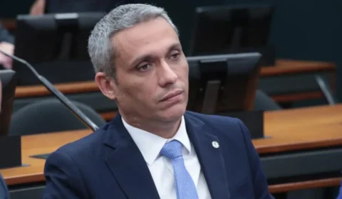 STF torna Gustavo Gayer réu sob acusação de injúria por ligar Lula a Hamas e nazismo