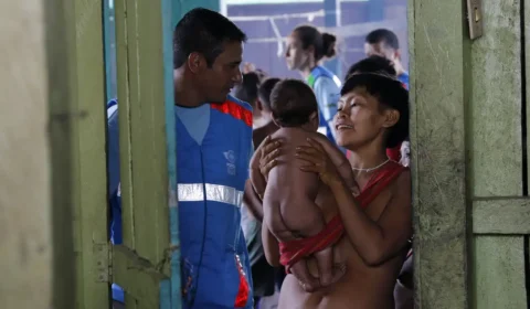 Óbitos por malária na terra Yanomami caíram 80% em 2025, diz governo