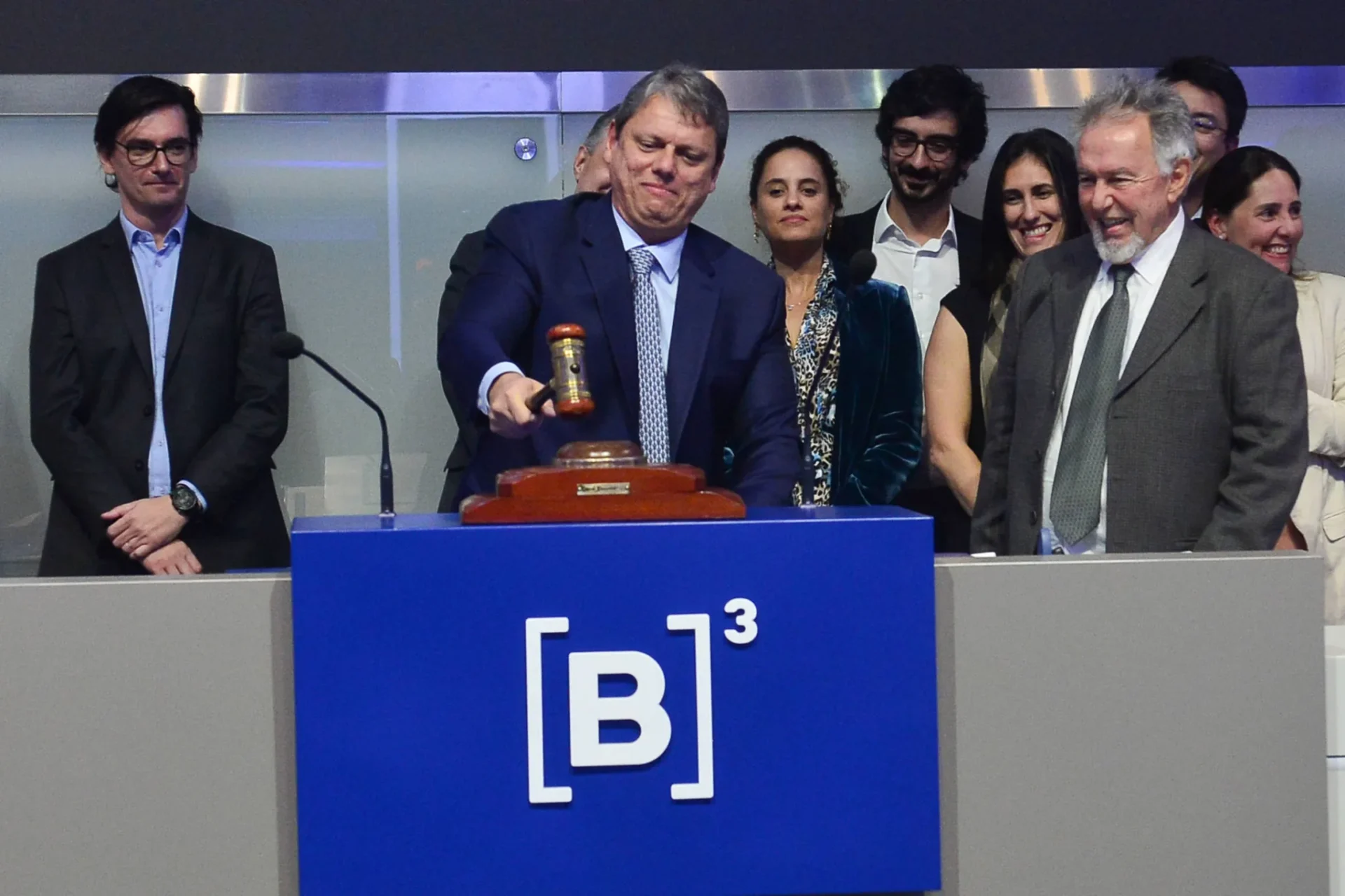 Tarcísio de Freitas (Republicanos), em leilão da Emae | Crédito: Camargo/Divulgação/Governo do Estado de SP