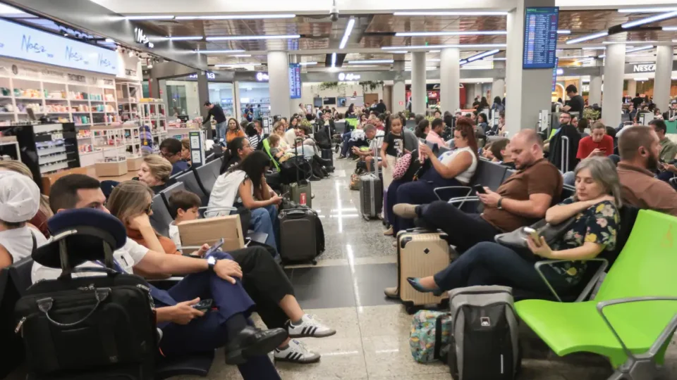 Anac estuda estender horário de Congonhas após paralisação do controle aéreo