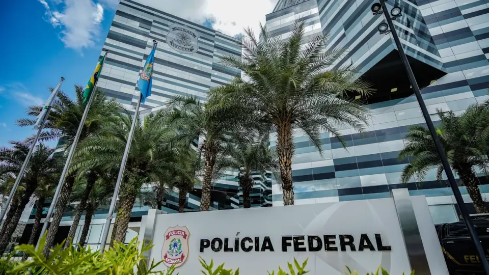Governo autoriza nomeação de mil aprovados para concurso da PF