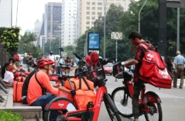 Governo fiscaliza valor pago por apps de transporte e delivery a motoristas e entregadores