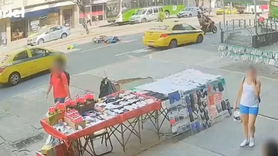Vídeo contradiz relatos sobre acidente que matou mãe e filho no Rio de Janeiro
