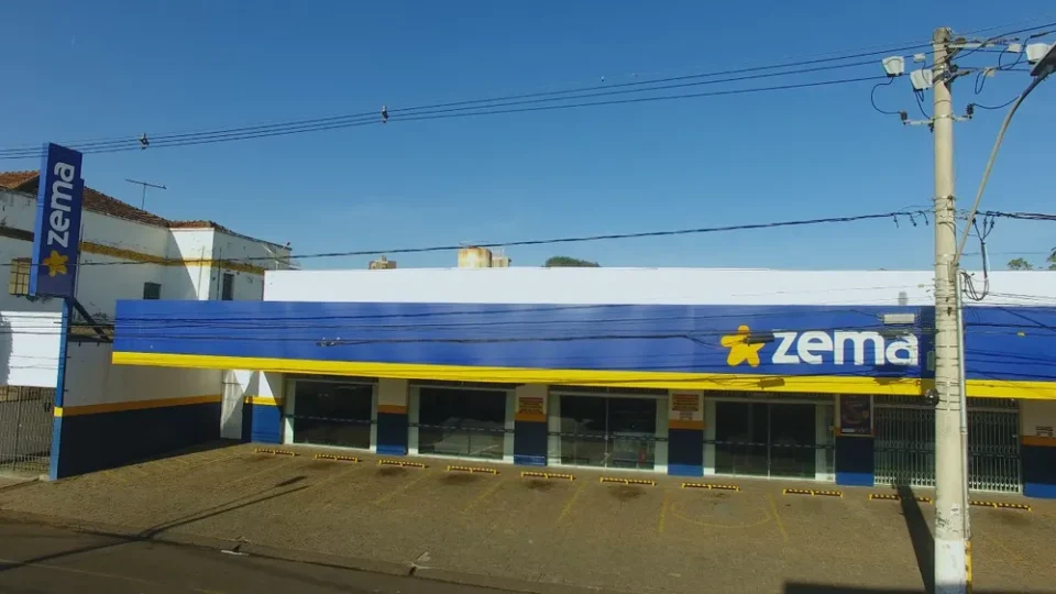 Denúncias ligam Grupo Zema a trabalho degradante e crédito sobre aposentados