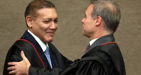PF apontou R$ 8,5 bi em precatórios, mas Mendonça focou mensagens sobre Moraes