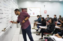 Quando o futuro é retirado do professor