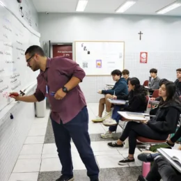 Quando o futuro é retirado do professor
