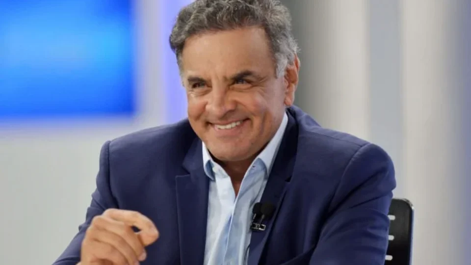 Candidatura de Aécio é ficção, mas pode virar realidade e dar trabalho