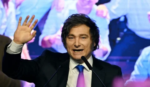 Milei corta programas para pessoas com deficiência  na Argentina e alega ‘desperdícios’